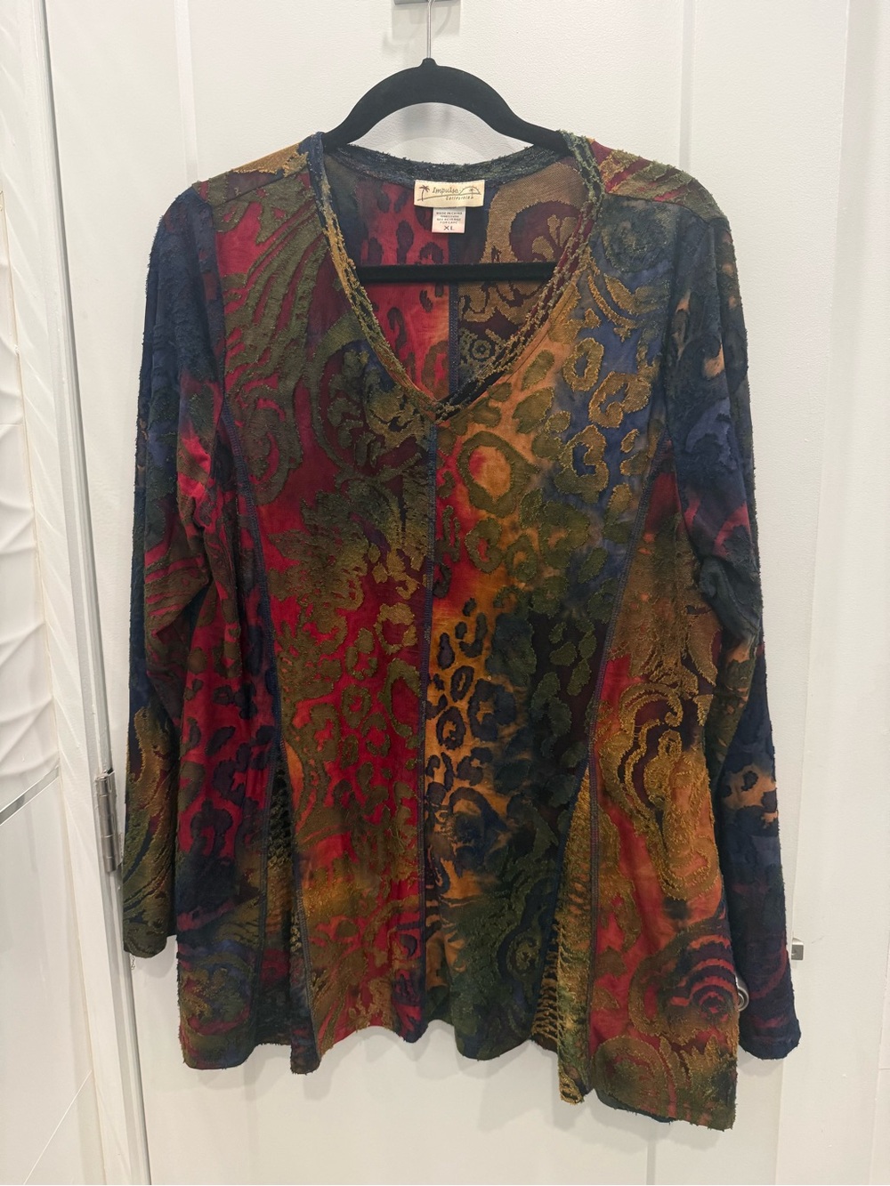 Vintage-Inspired Multicolor Burnout V-Neck Tunic